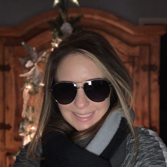 Draper James Suns - DJ7025 case & cloth - Picture 5 of 5